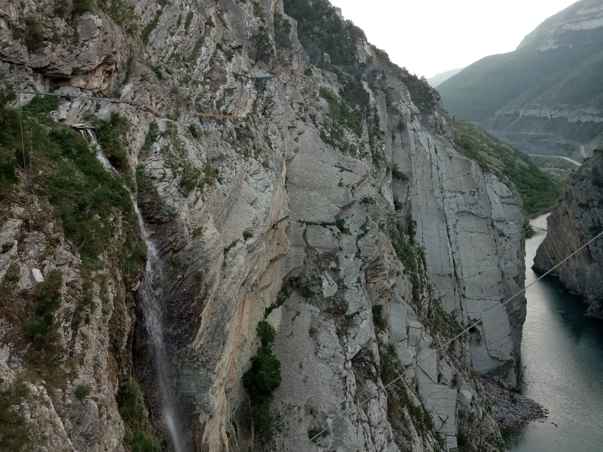 Панорама Сулакского каньона со стороны поселка Дубки
