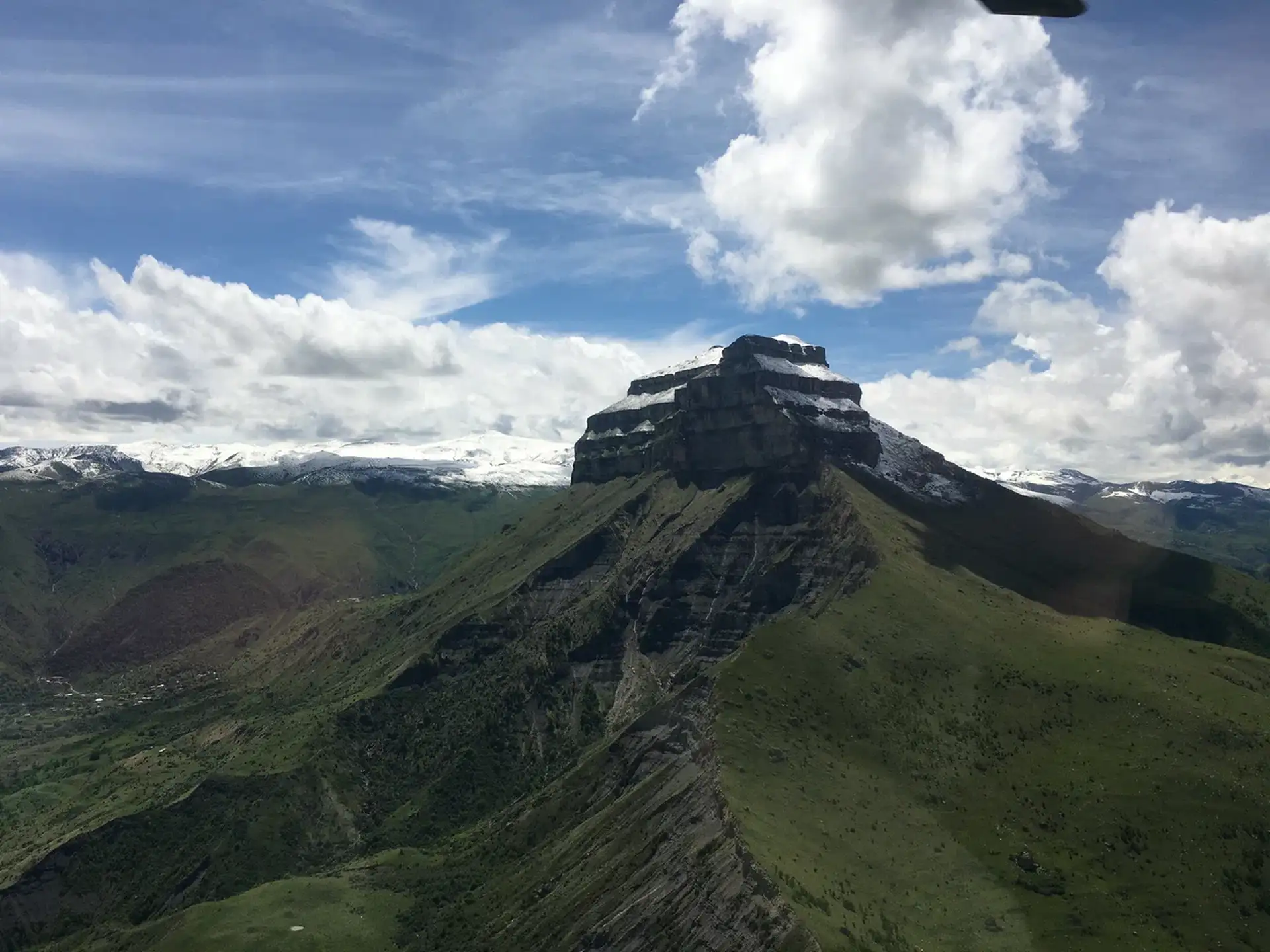 Гора Маяк