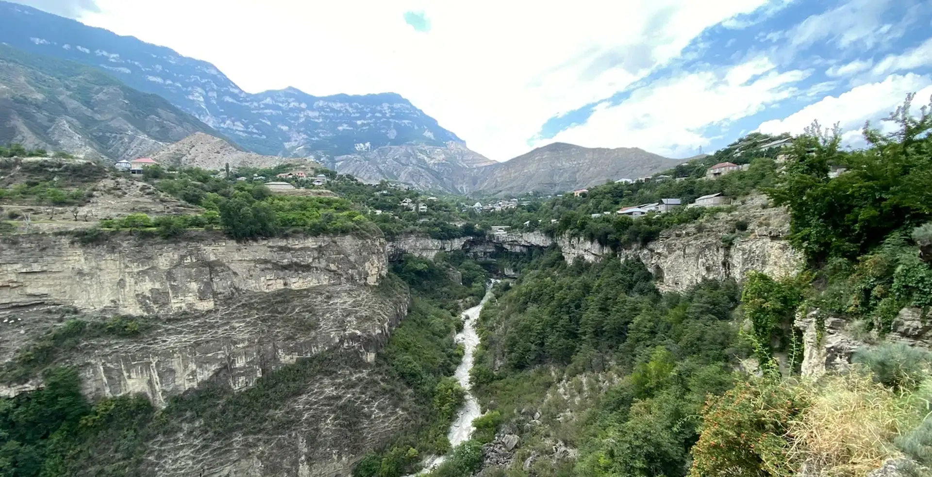 Ашильтинский водопад